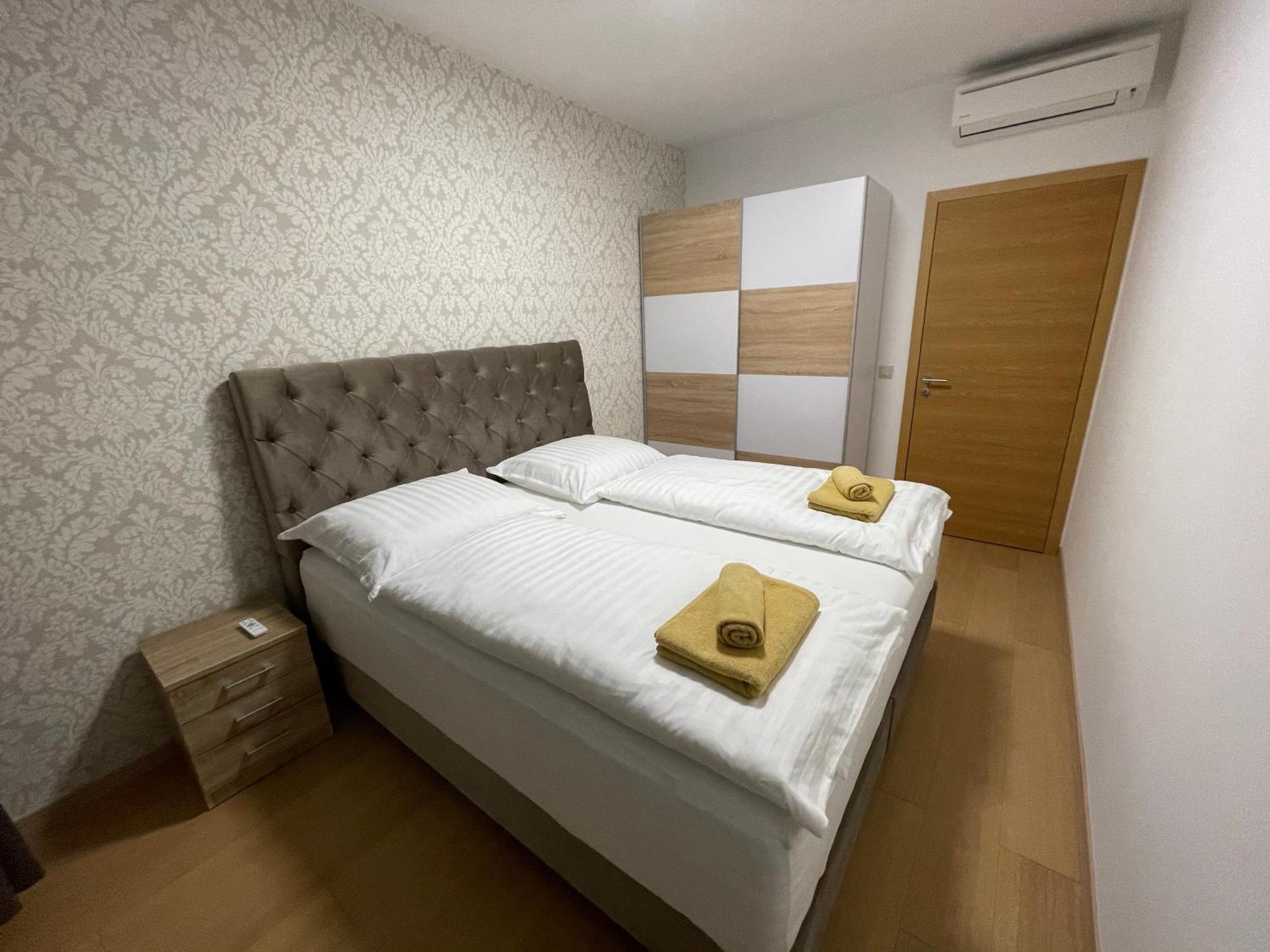 Sag Panorama City Apartment 3 Rooms Free Parking Free Wifi Bratislava Luaran gambar
