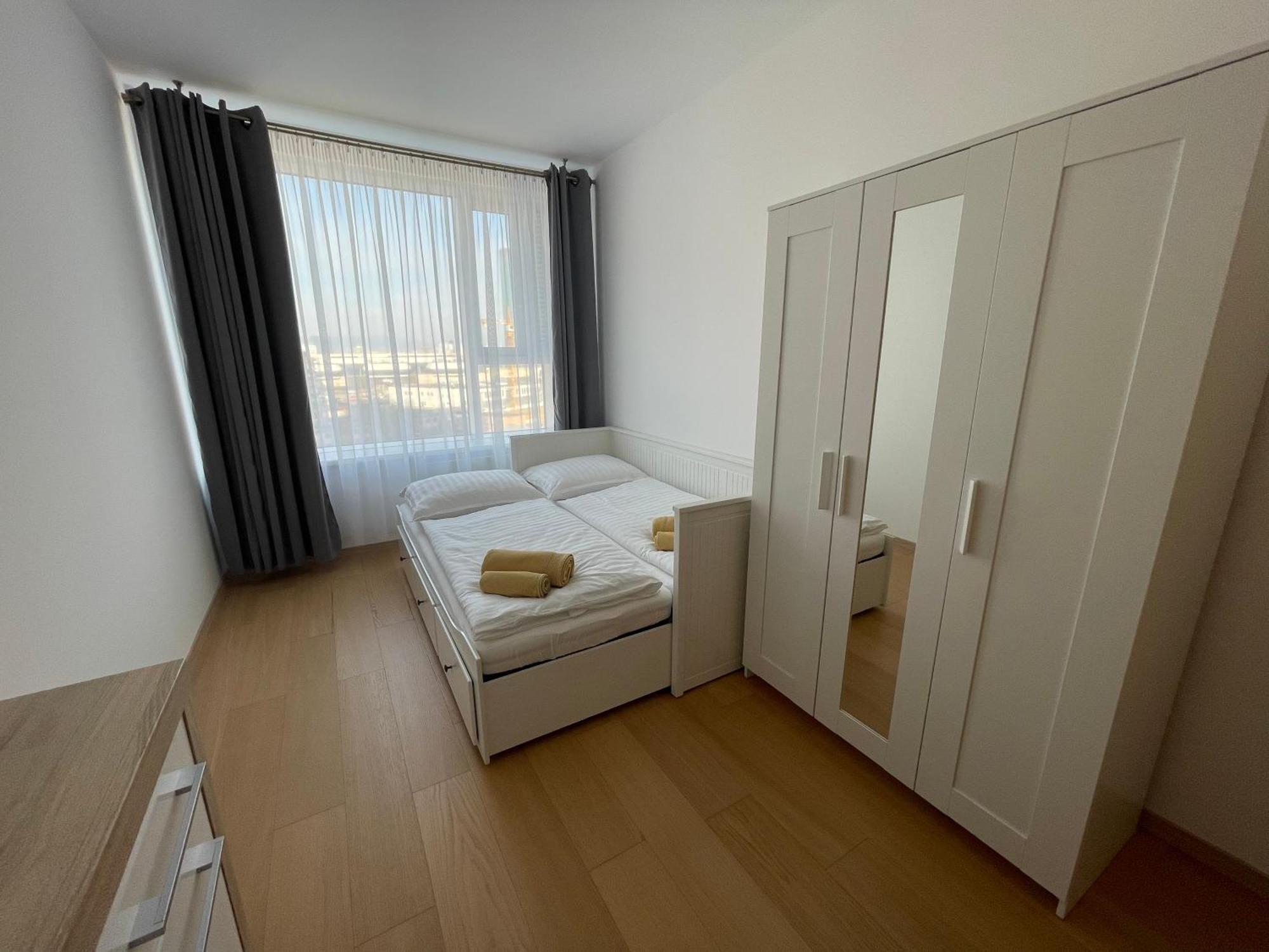 Sag Panorama City Apartment 3 Rooms Free Parking Free Wifi Bratislava Luaran gambar
